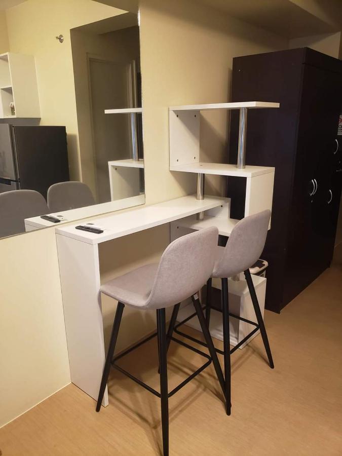 Avida Tower Free Airport Pick Up For 3 Nights Stay Or More Davao Bagian luar foto